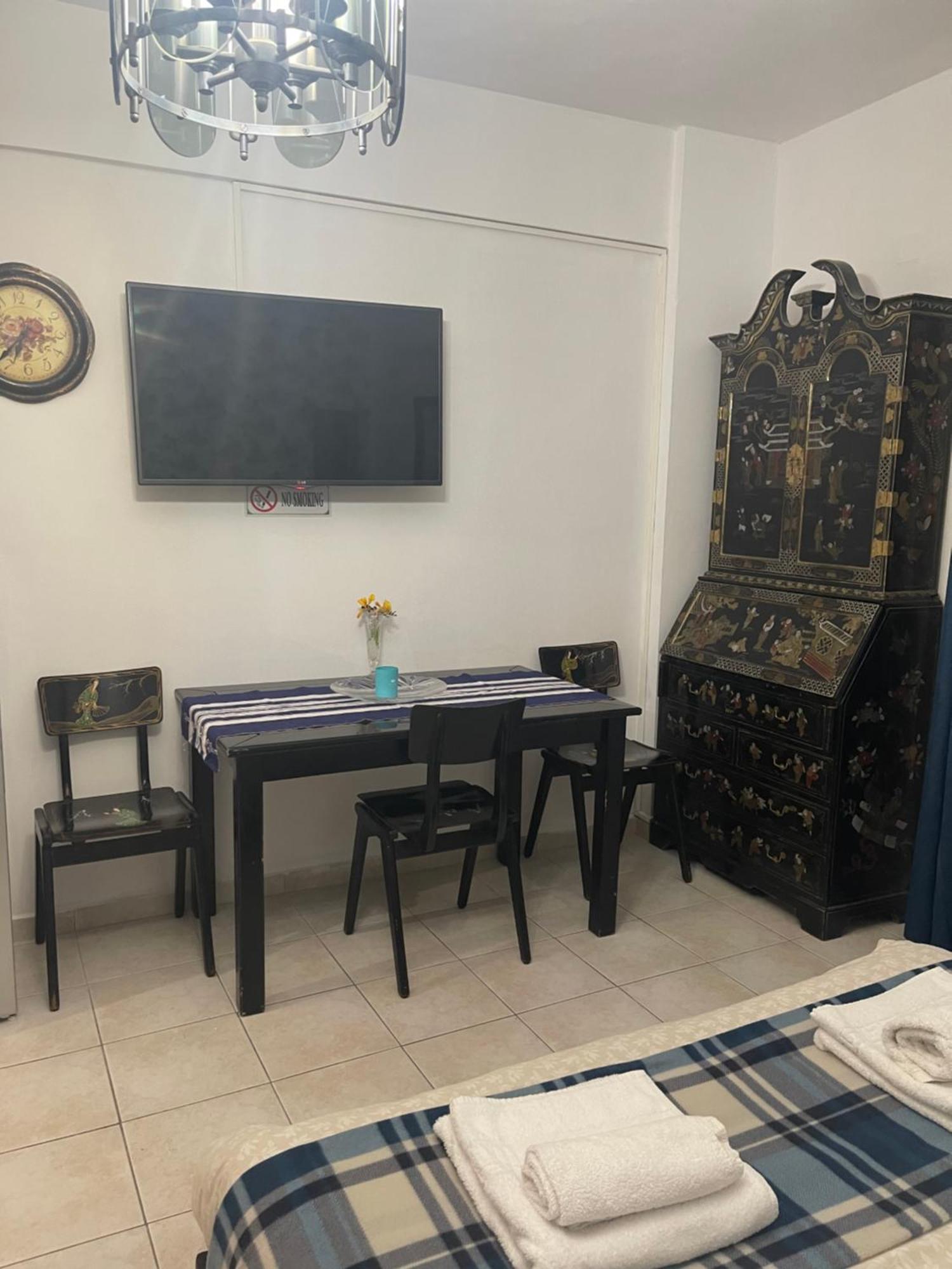 Retire Flat In The Heart Of City Heraklion  Exterior photo